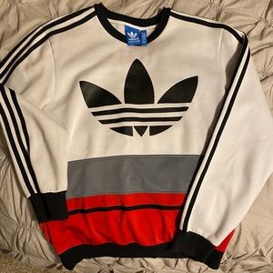 Adidas Sweatshirt - Medium